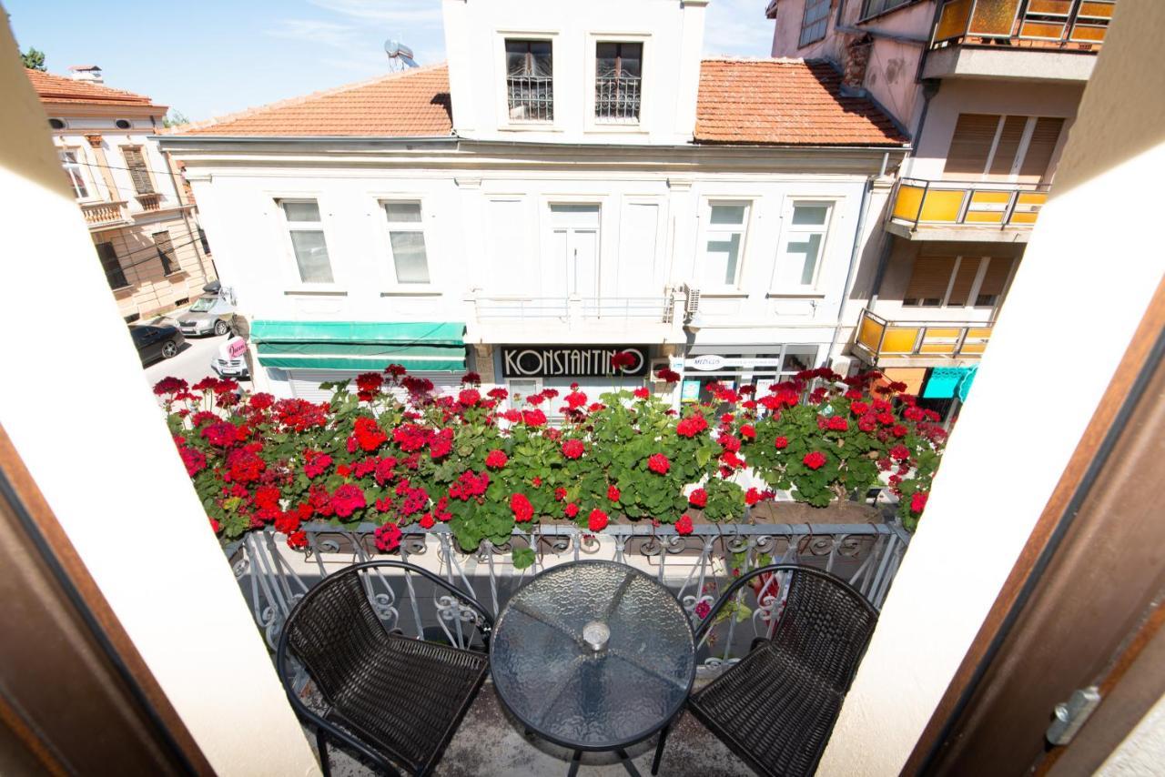 Stone Bridge Apartments Bitola Buitenkant foto